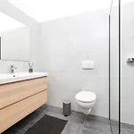 Unique Design Doris Βίλα Ουμάγκ