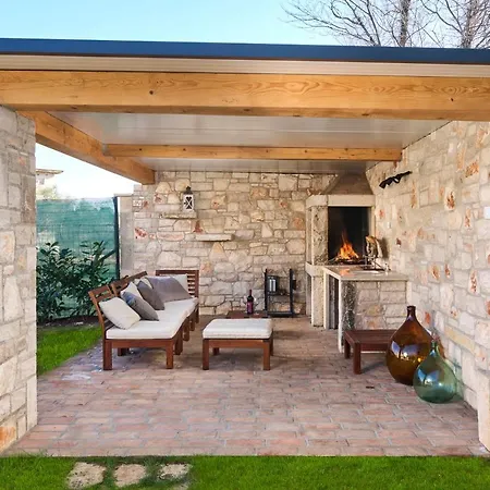 Unique Design Doris Βίλα