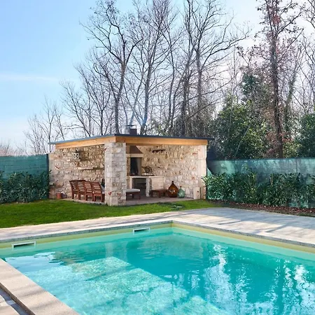 Unique Design Doris Villa *