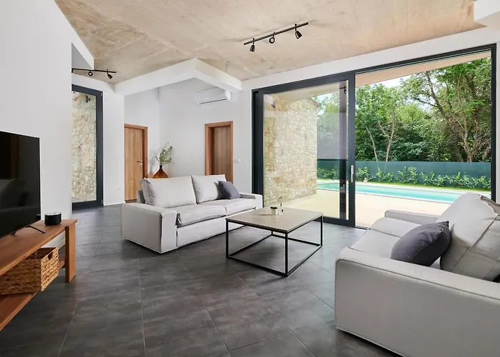 Villa Unique Design Doris *