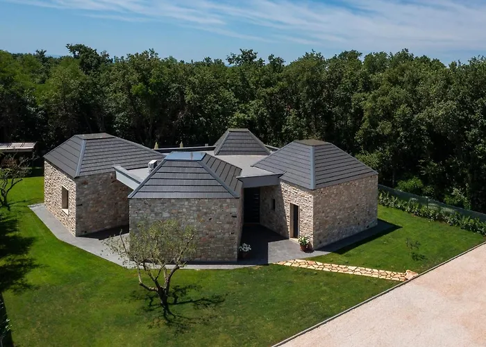 Unique Design Doris Umag