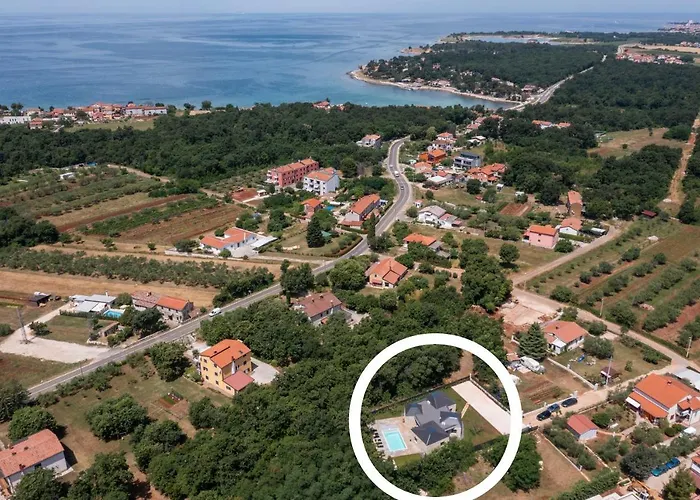 Villa Unique Design Doris *