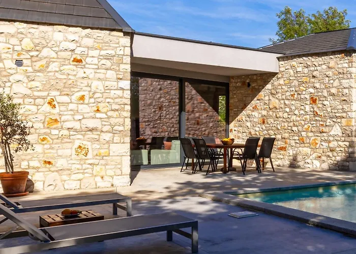 Unique Design Doris Villa