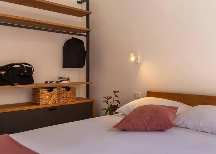 Villa Unique Design Doris *