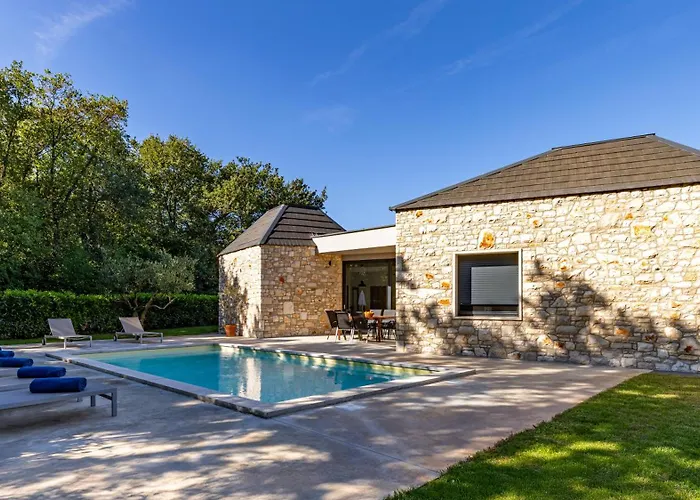 Unique Design Doris Βίλα *