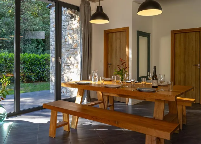 Villa Unique Design Doris